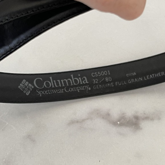 Columbia Black Genuine Full Grain Leather Men's Belt Size 32 Silver Buckle - Picture 3 of 5
